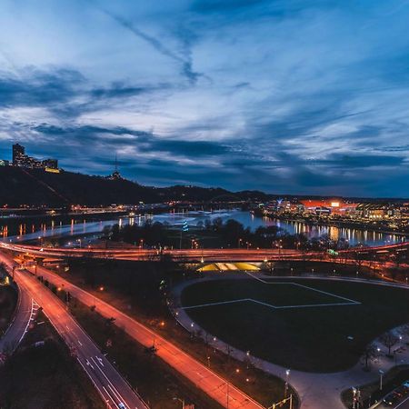 Luxury High Rise 1Bd River Views Downtown Pittsburgh Exterior foto